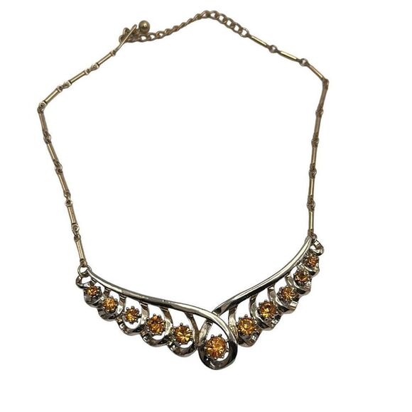 CORO Vintage Bundle Jewelry Lot of Signed Coro Necklaces and Coro Brooch - Picture 7 of 9